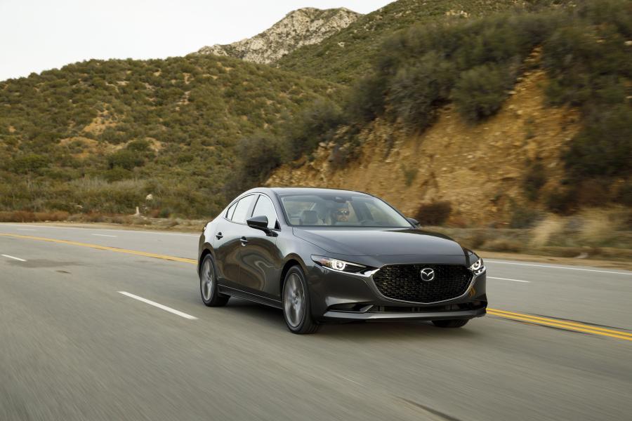  Mazda3 Sedan 2019 года  (NA) (фото 32 из 58)